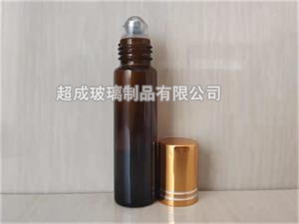 棕色滚珠玻璃瓶